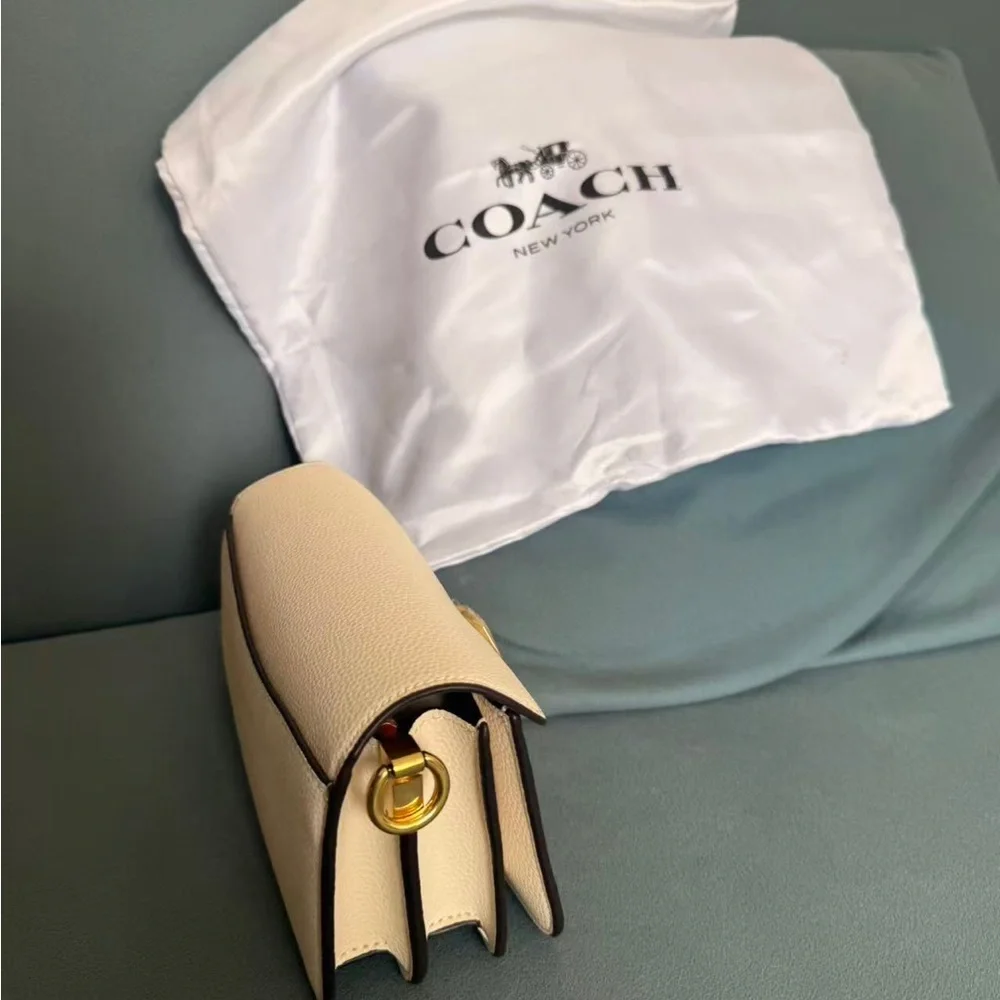 Coach Classic C Buckle Crossbody Bag - Picture 6 of 8